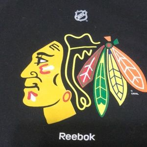 NWOT 2XL Blackhawks tee